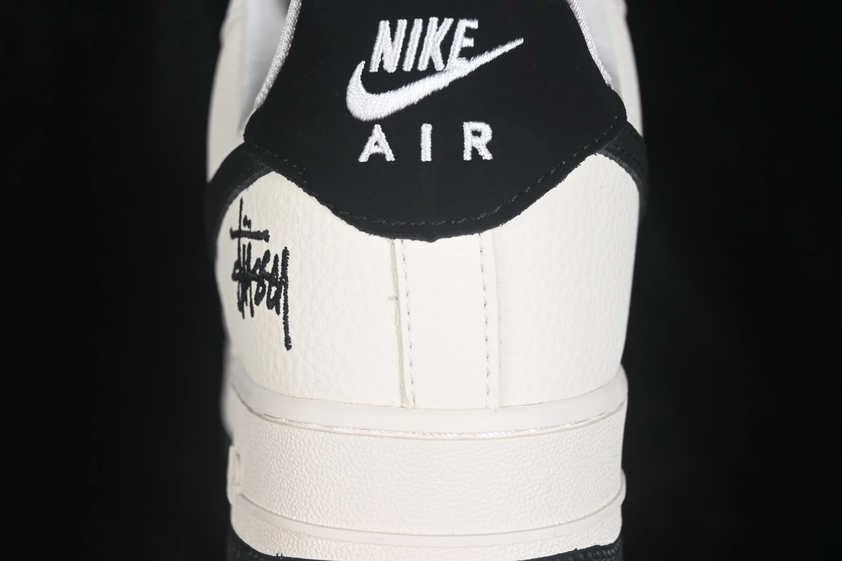 All categories Nk Air Force 1 Air Force series Nk Air Force 1 Low Air Force low-top Nike Air Force 1'07 Low joint model Air Force 1 low-top casual sneakers DN1688-820